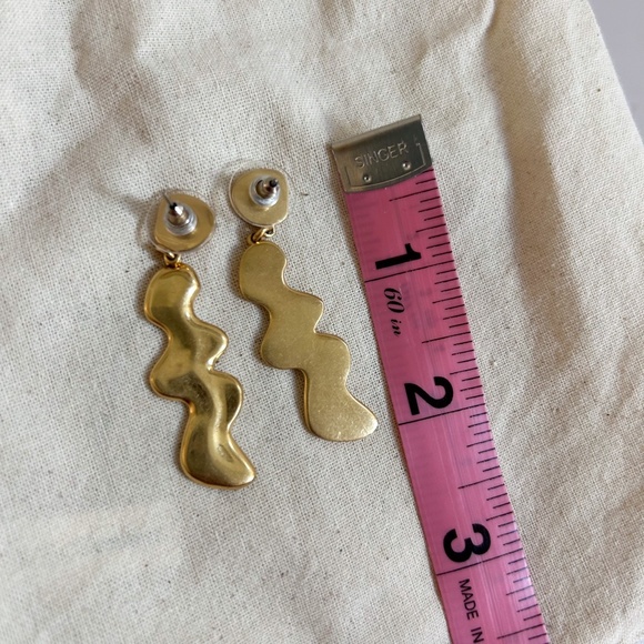MADEWELL squiggle drop earrings - abstract, movement, artsy, gold - Picture 4 of 4